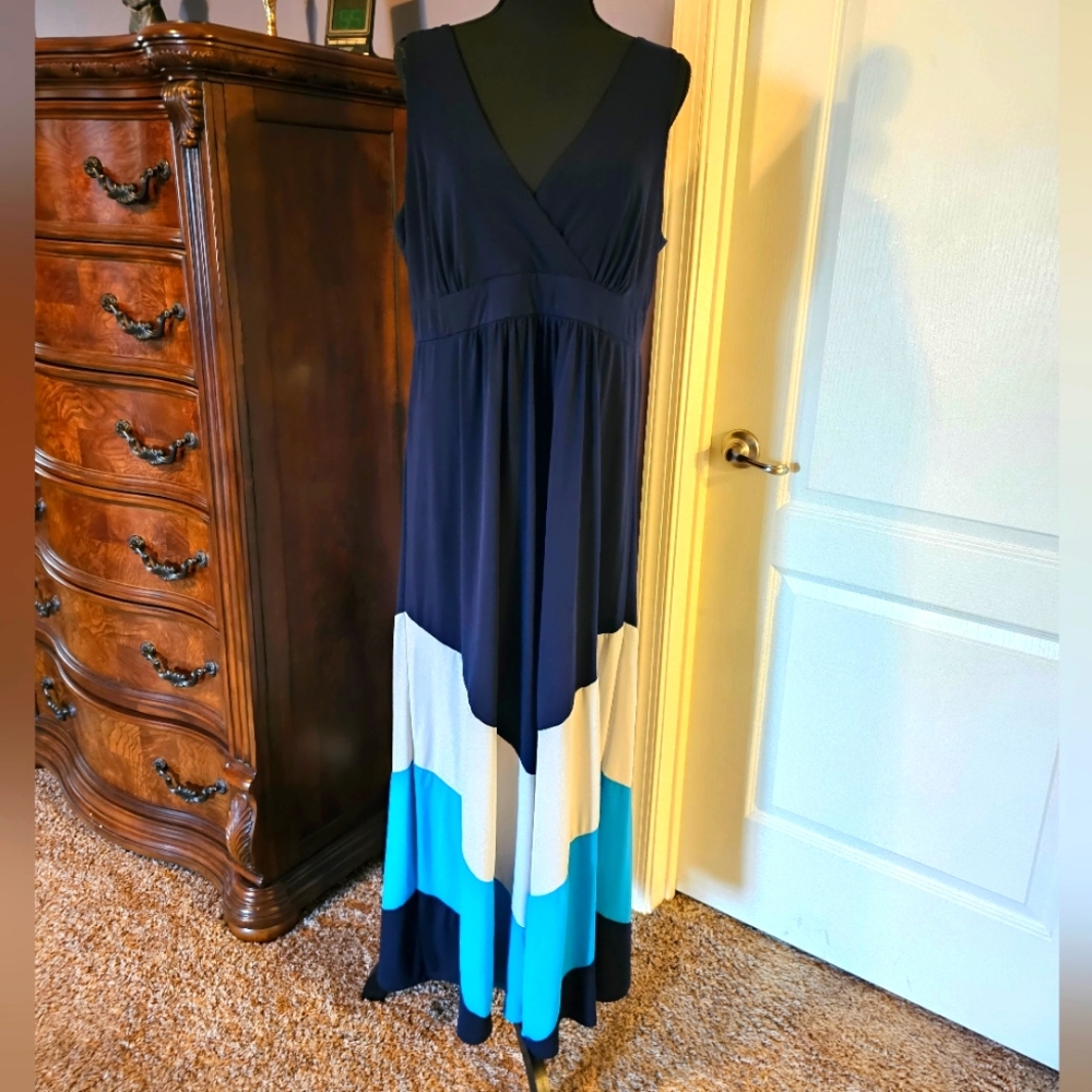 Navy Geometric style maxi dress